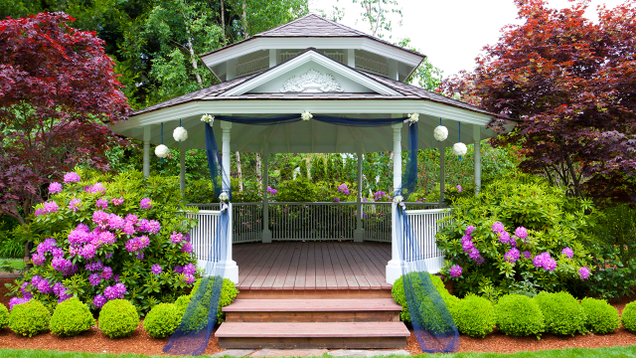 Illustration for article titled 6 Gazebos Forever Sullied By The Blow Jobs That Transpired Therein
